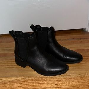 Steve Madden Black Booties